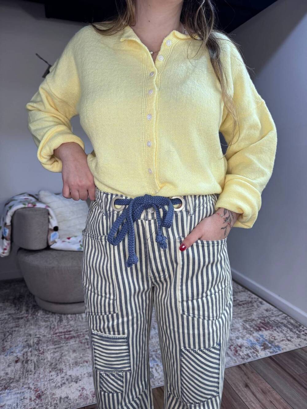 NEW BIBI benny twill barrel pants in navy cream - Picture 3 of 7